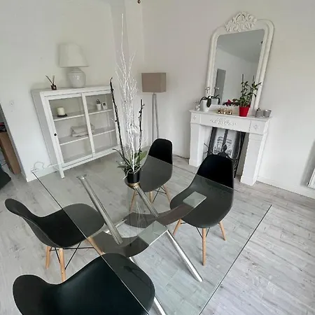 Superbe Centre + Place De Parking Apartment *